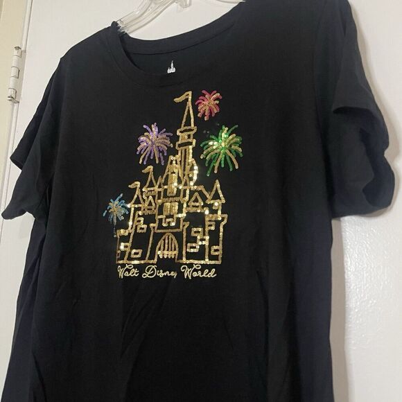 Disney Parks Black split hem scoop neck sequin castle tshirt size XL - Picture 3 of 7